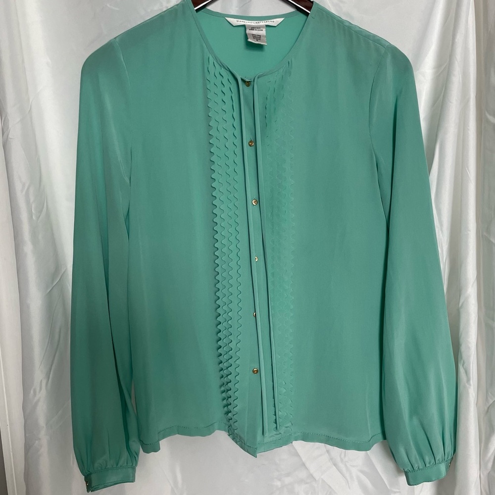 Diane Von Furstenberg silk blouse
